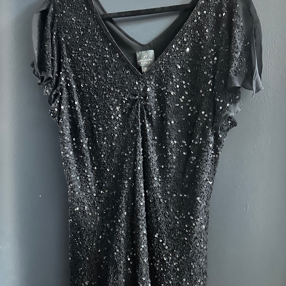 Adrianna Papell Black Sequin V-Neck Top